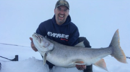 Ice Fishing Adventures _ Yellowknife Sportfishing Adventure_2