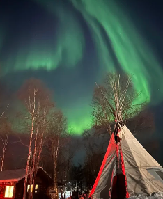 Tugah Northern Experiences_Aurora Viewing Traditional Cabin_Package 3_Yellowknife_2026
